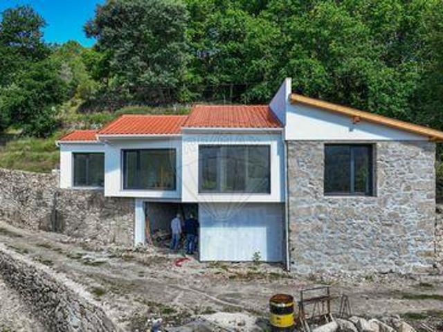 Casa venda em Campanhó e Paradança, Mondim de Basto