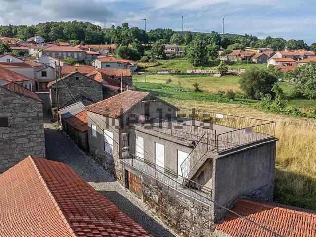 Casa venda em Viade de Baixo e Fervidelas, Montalegre