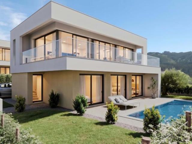 Casa venda em Pederneira, Leiria