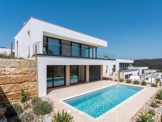 Casa venda em Pederneira, Leiria