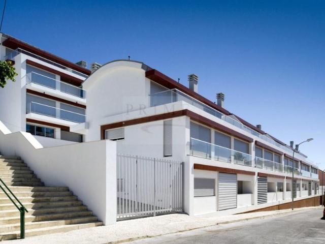 Apartamento alugar em Bairro Clemente Vicente, Oeiras