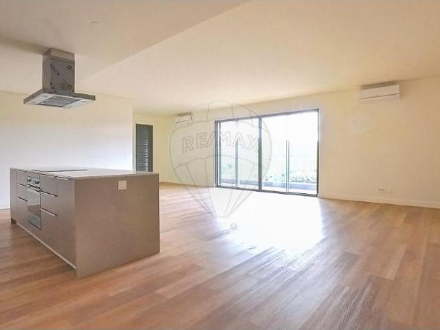 Apartamento venda em Núcleo Urbano Histórico de Algés, Oeiras