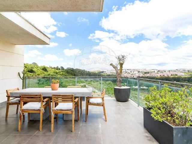 Apartamento venda em Ribeira Acima, Oeiras
