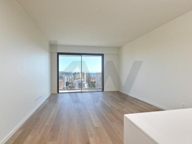 Apartamento venda em Oeiras, Lisboa