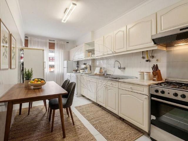 Apartamento venda em Oeiras, Lisboa