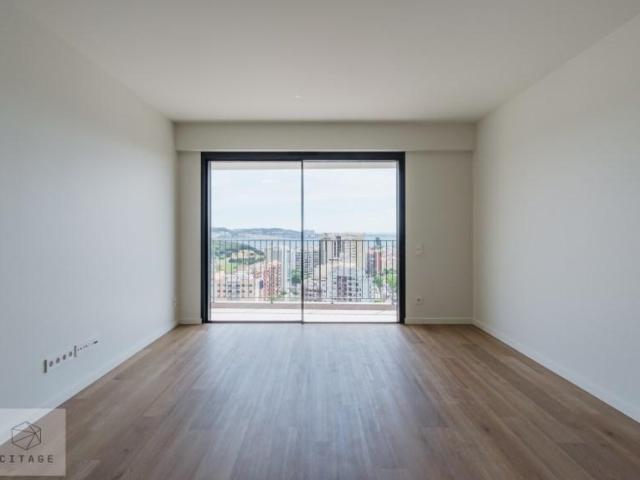 Apartamento venda em Oeiras, Lisboa