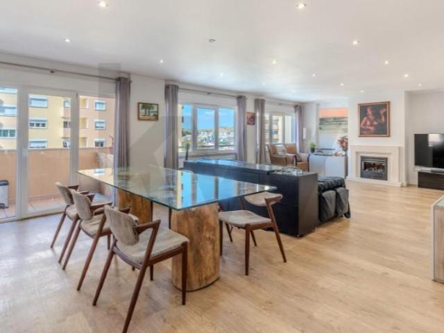 Apartamento venda em Nova Carnaxide, Oeiras