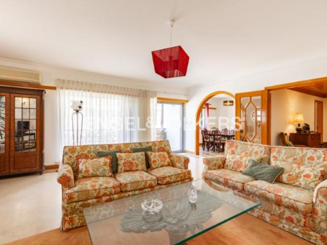 Apartamento alugar em Oeiras, Junça