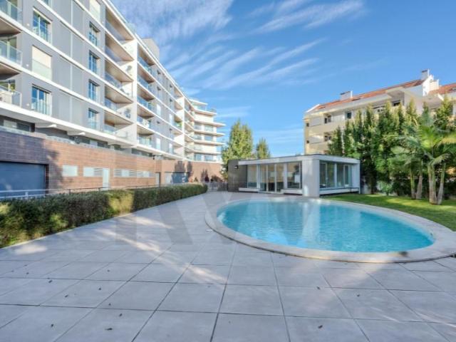 Apartamento venda em Núcleo Urbano Histórico de Algés, Oeiras