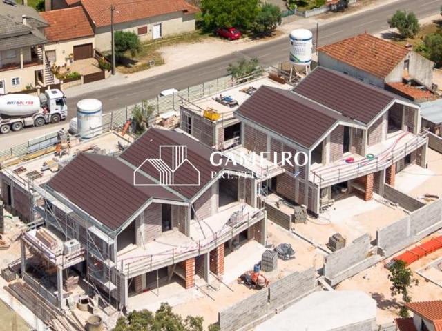 Casa venda em Ourém, Santarém