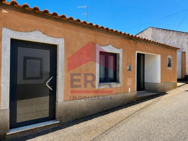 Casa venda em Serra d'El-Rei, Peniche