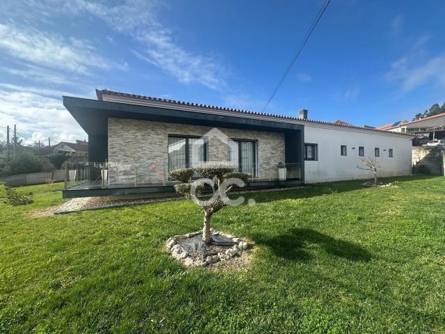 Casa venda em Porto De Mós, Leiria