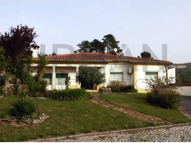 Terreno venda em Porto De Mós, Leiria