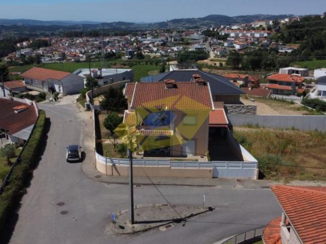 Casa venda em Felgueiras, Friande