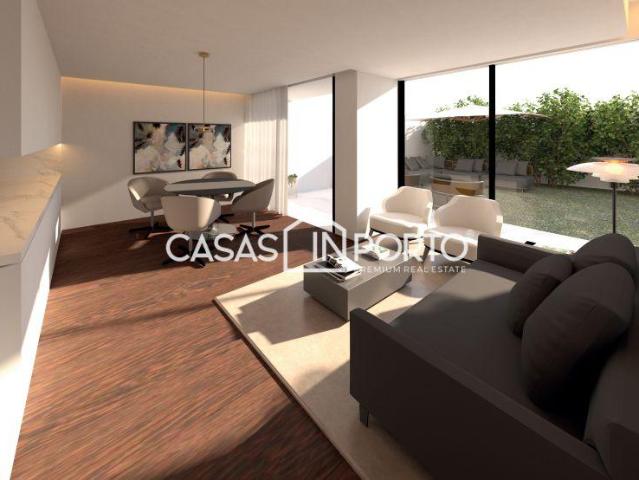 Apartamento venda em Basílio Teles, Porto