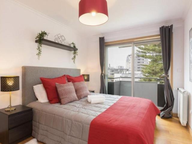 Apartamento alugar em Porto, Lordelo Do Ouro