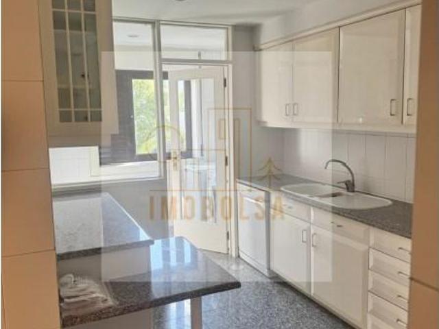 Apartamento alugar em Porto