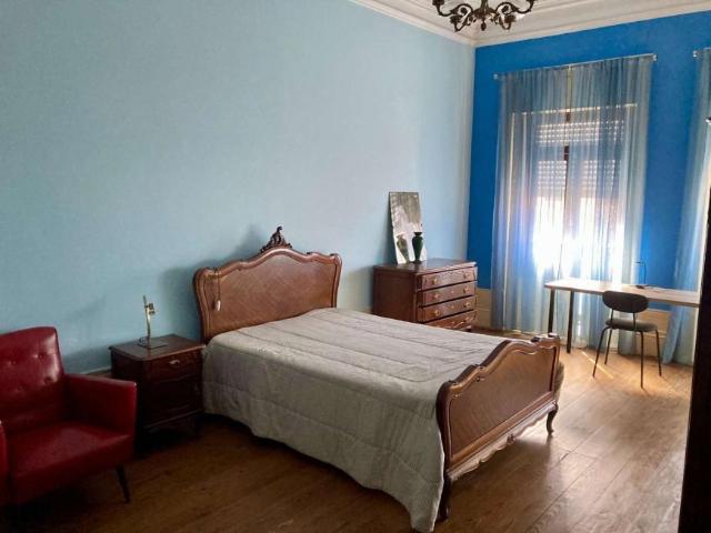 Quarto alugar em Porto