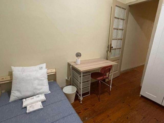 Quarto alugar em Porto