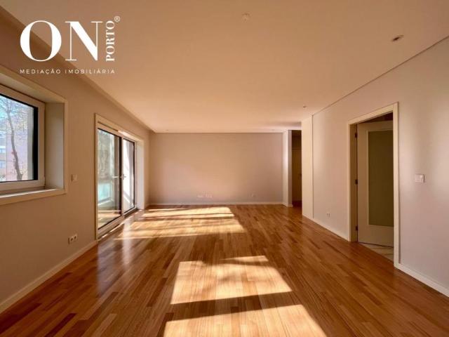 Apartamento venda em Porto, Aldoar