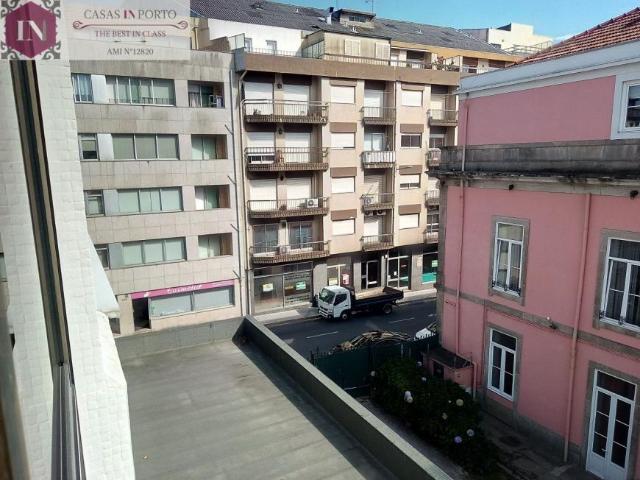 Apartamento venda em Porto, Lordelo Do Ouro
