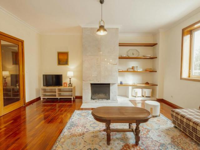 Apartamento alugar em Porto, Lordelo Do Ouro