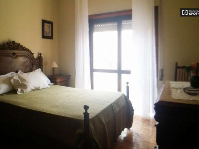 Quarto alugar em Porto
