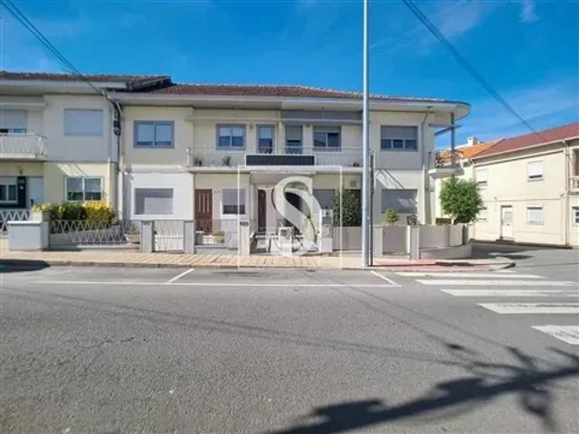 Casa venda em Porto Carreiro, Valongo