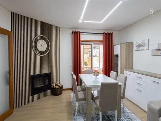 Apartamento venda em Laborim, Vila Nova De Gaia