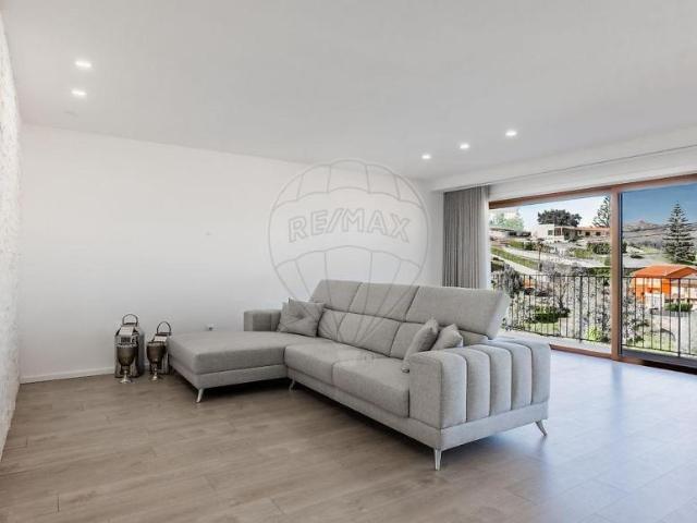 Apartamento venda em Póvoa De Lanhoso, Braga