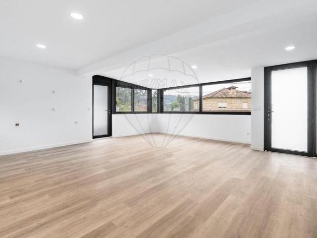 Casa venda em Póvoa De Lanhoso, Braga