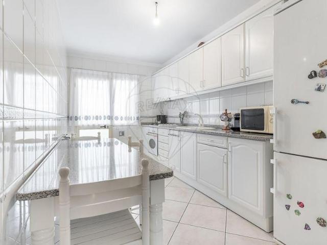 Apartamento venda em Póvoa De Lanhoso, Braga