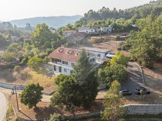 Casa venda em Nasce, Póvoa De Lanhoso