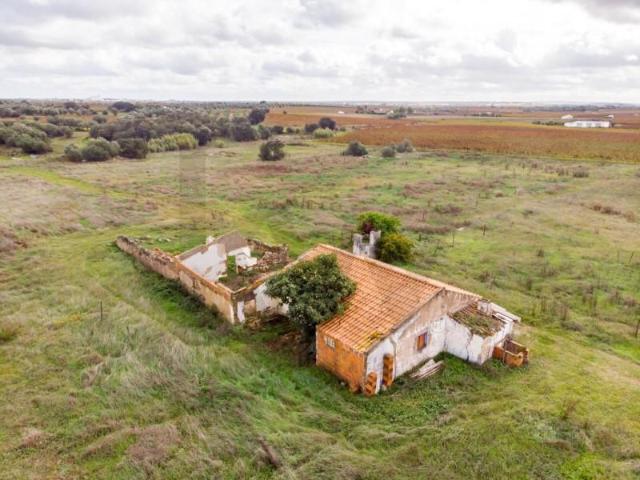 Terreno venda em Reguengos De Monsaraz, Évora