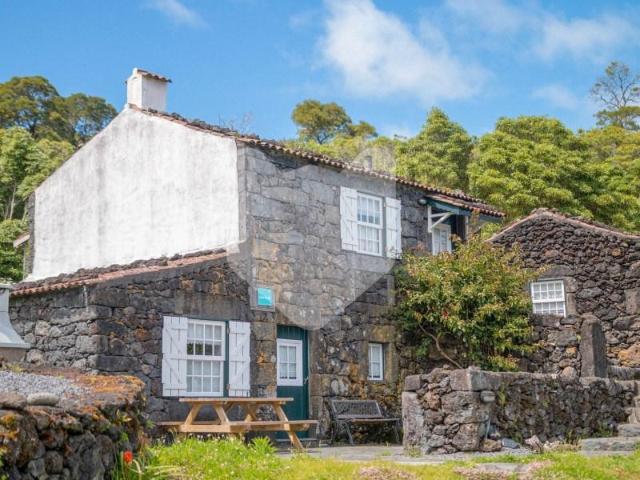 Casa venda em Açores, São Roque Do Pico