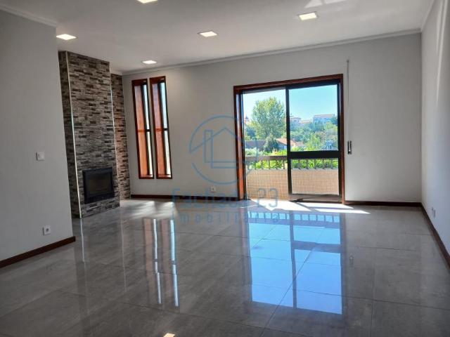 Apartamento venda em Santa Maria da Feira, Aveiro