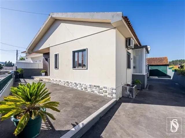 Casa venda em Rio Maior, Santarém