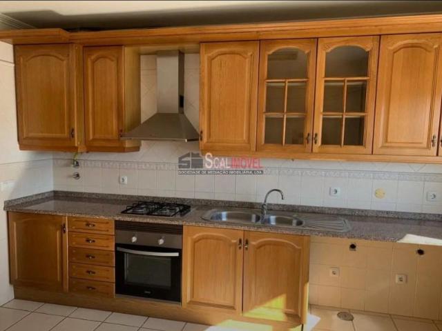 Apartamento alugar em Santarém