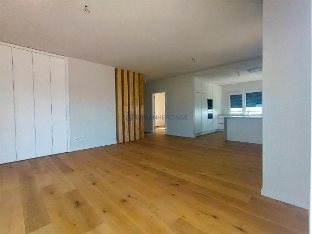 Apartamento venda em Santiago Dos Velhos, Lisboa