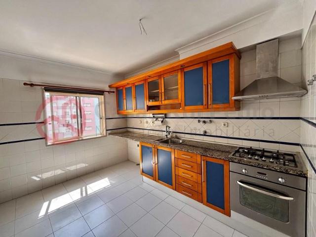 Apartamento venda em Seixal, Setúbal