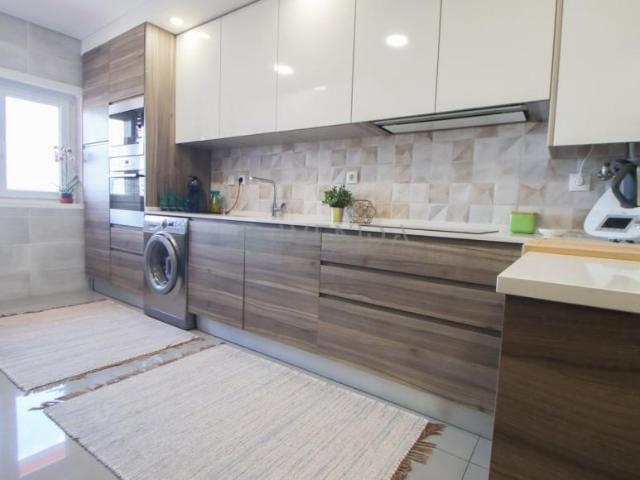 Apartamento venda em Fidalguinhos, Lavradio