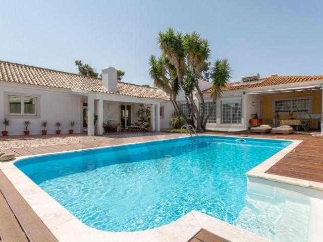 Casa venda em Azeitão (São Lourenço e São Simão), Setúbal