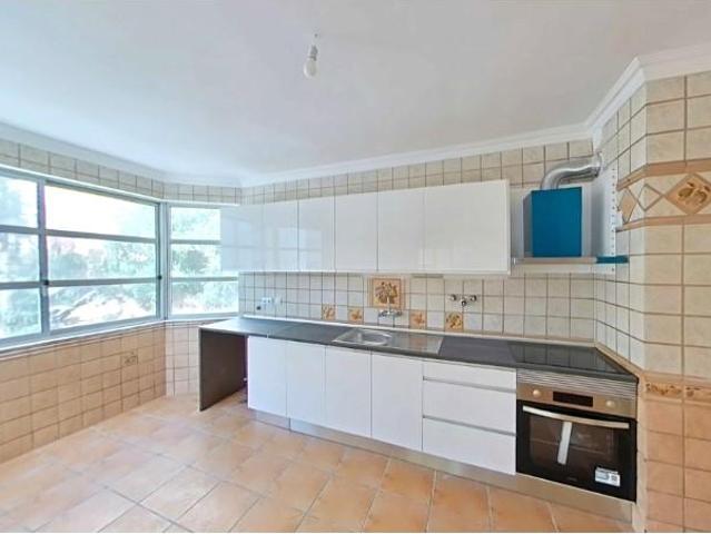 Apartamento venda em Tapada das Mercês, Sintra
