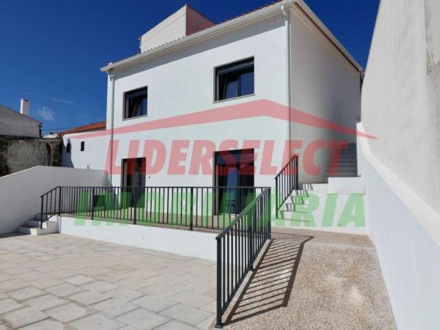Casa venda em Varatojo, Torres Vedras
