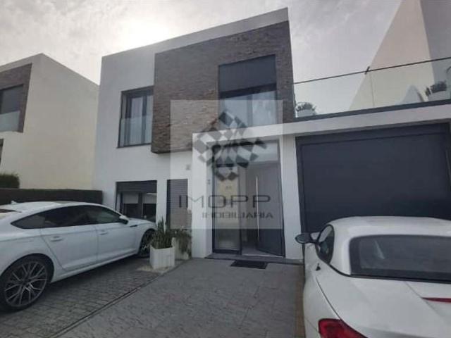 Casa venda em Varatojo, Torres Vedras