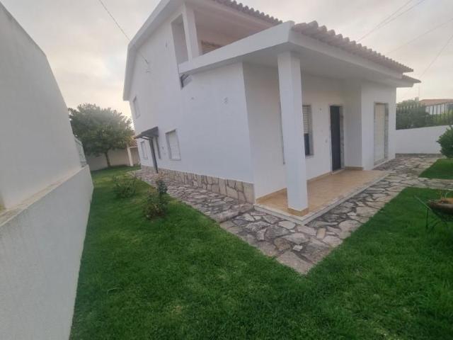 Casa alugar em Varatojo, Torres Vedras