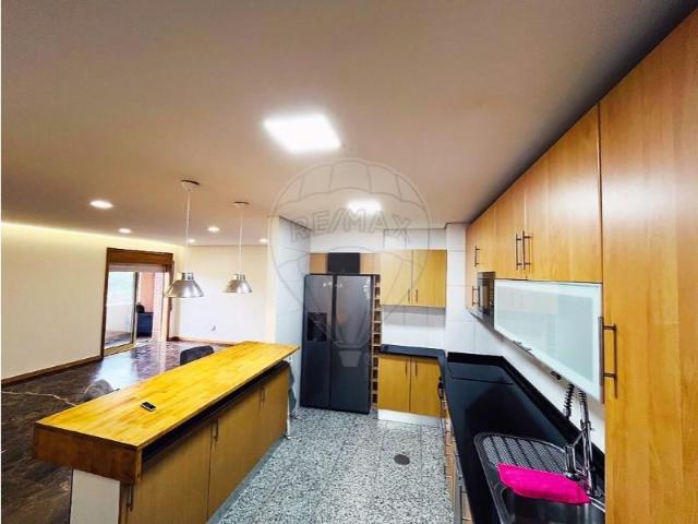 Apartamento venda em Bougado (São Martinho e Santiago), Trofa