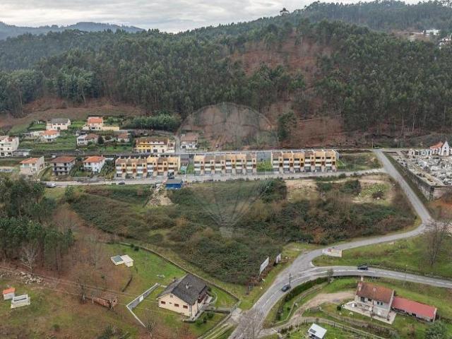 Casa venda em Parada Do Bouro, Braga