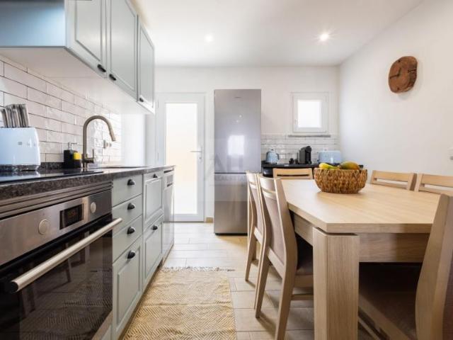 Apartamento venda em Vila Do Bispo