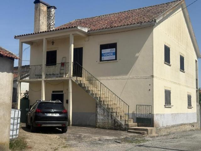 Casa venda em Vila Flor, Bragança